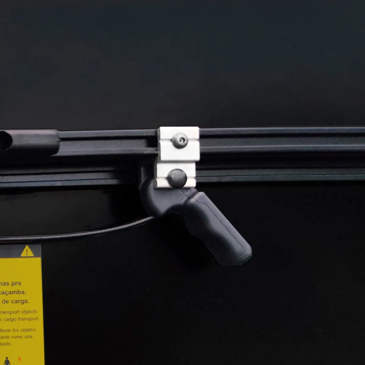 capota_rigida_dobravel_flash_fold_hilux_cabine_dupla_2016_a_2023_18719_6_e221d59e691e9cfe9b3d344c5b96ef94